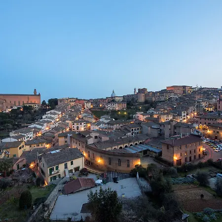 فندق منيرفا 3*