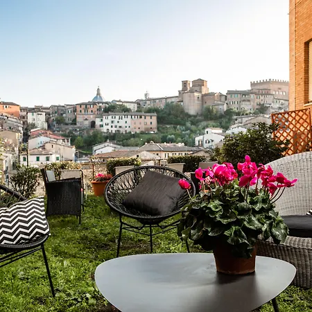 منيرفا فندق