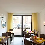 منيرفا فندق سيينا