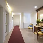 فندق منيرفا سيينا